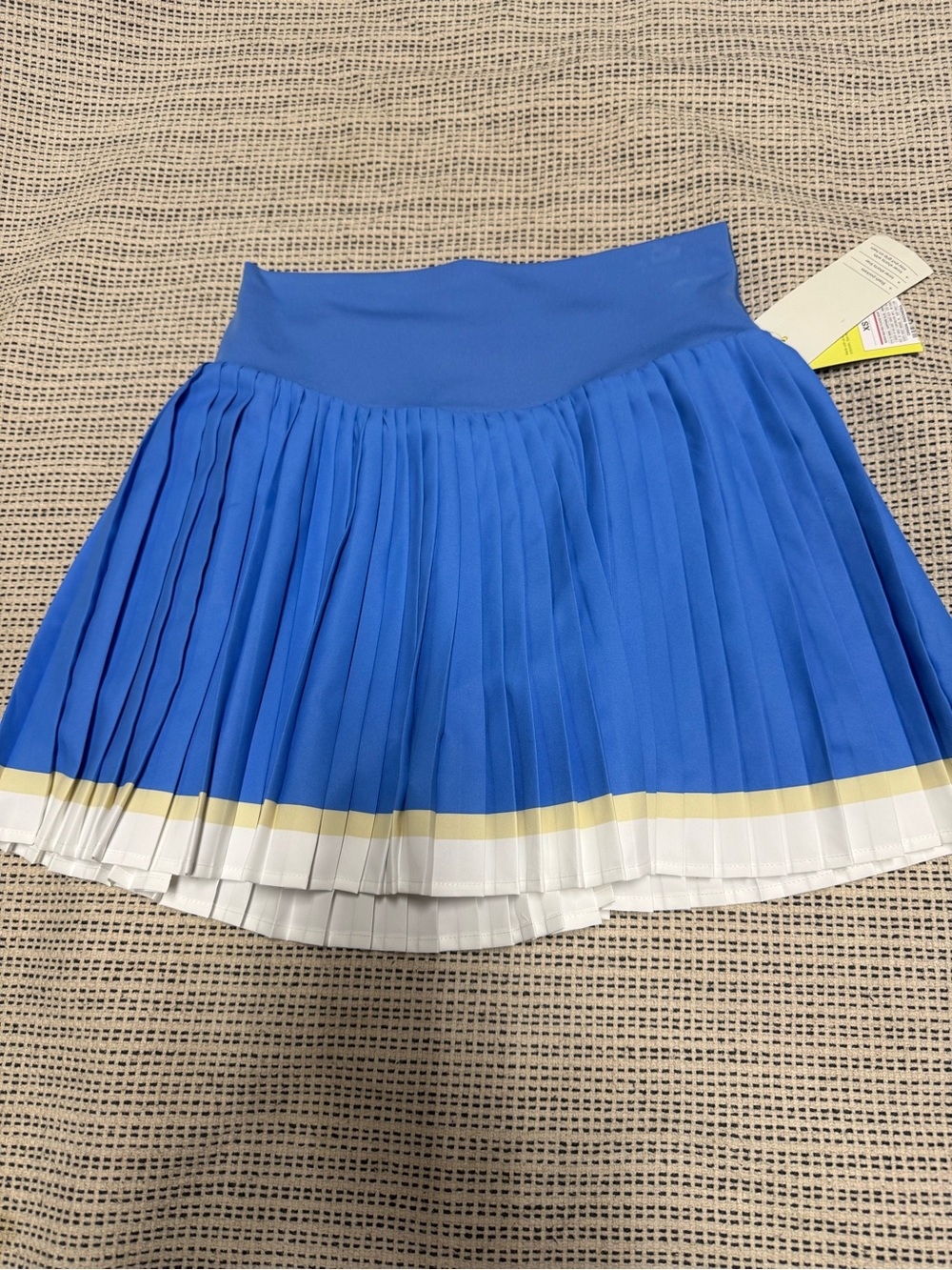 🎯60% OFF! All in Motion Blue Woven Pleated Skort